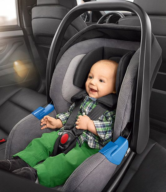 Child seats for your car hire