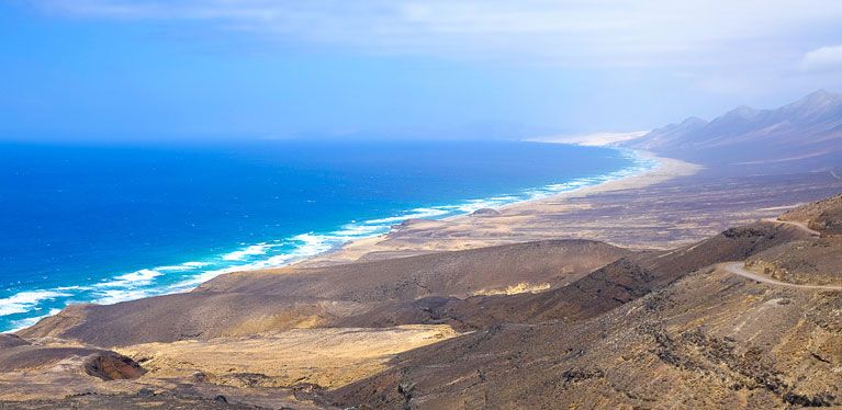 Blick auf die Playa de Cofete von den Bergen