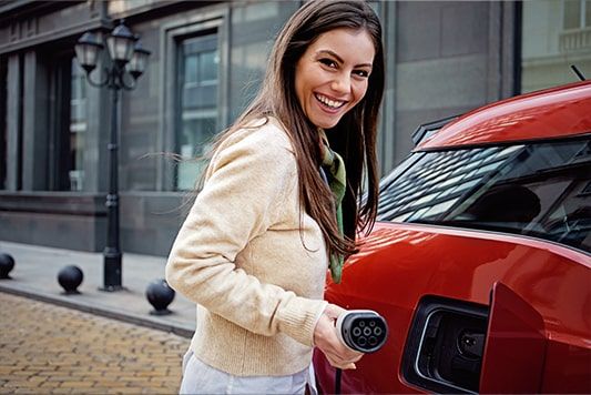 ¡Alquila un eléctrico y te regalamos la recarga!