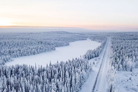 Explore Finland with an e-car