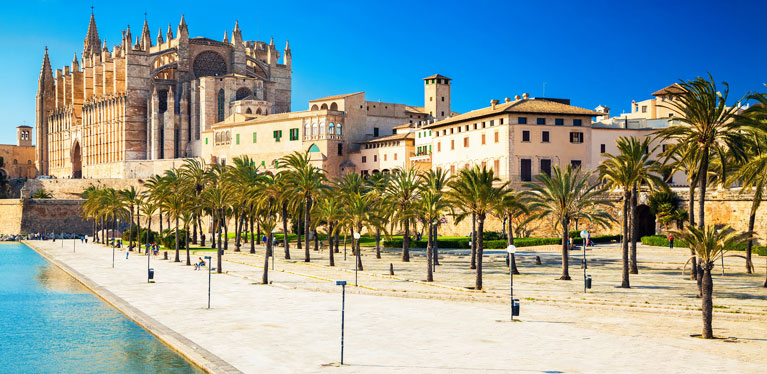 Biluthyrning på Palma De Mallorca flygplats