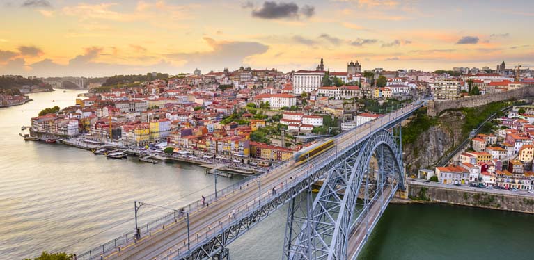 Avis has rental stores at Porto Airport and Porto town centre.