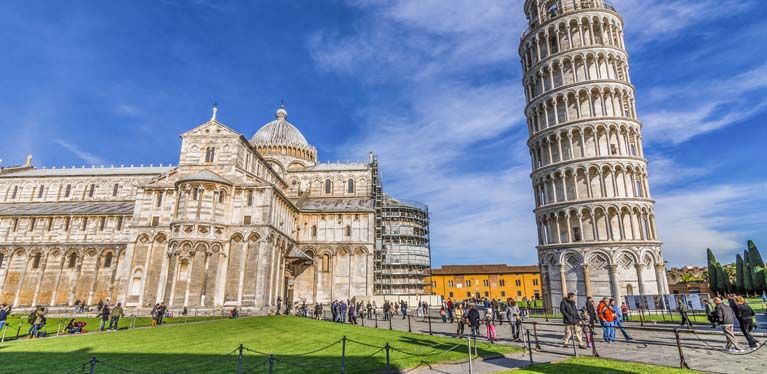 Noleggio auto all'Aeroporto di Pisa